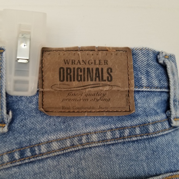 Wrangler Relaxed Fit Denim Shorts Size 42 - Picture 4 of 7